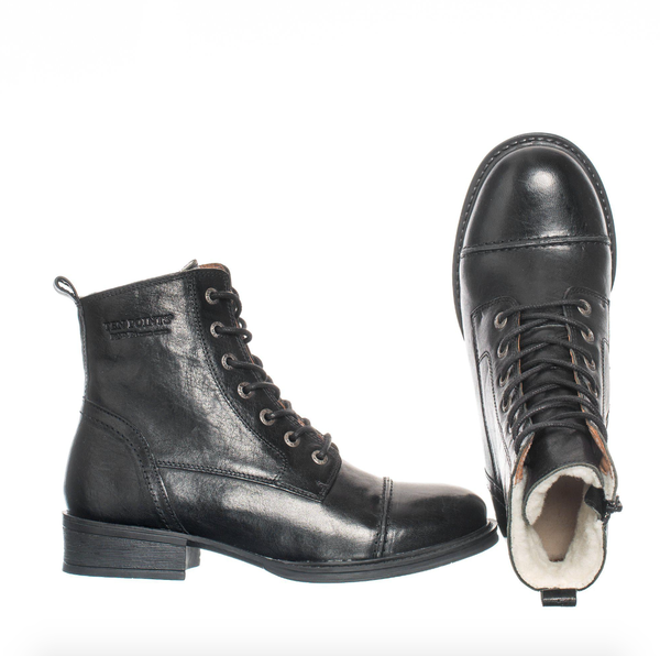 Pandora wool laced boots Black Ten Points