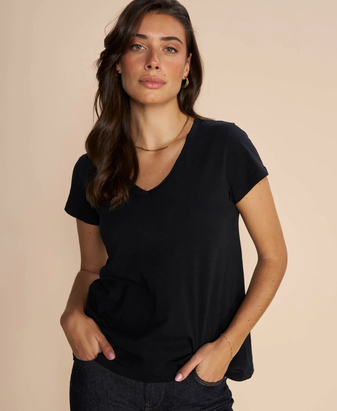 Tulli Basic tee Black Mos Mosh